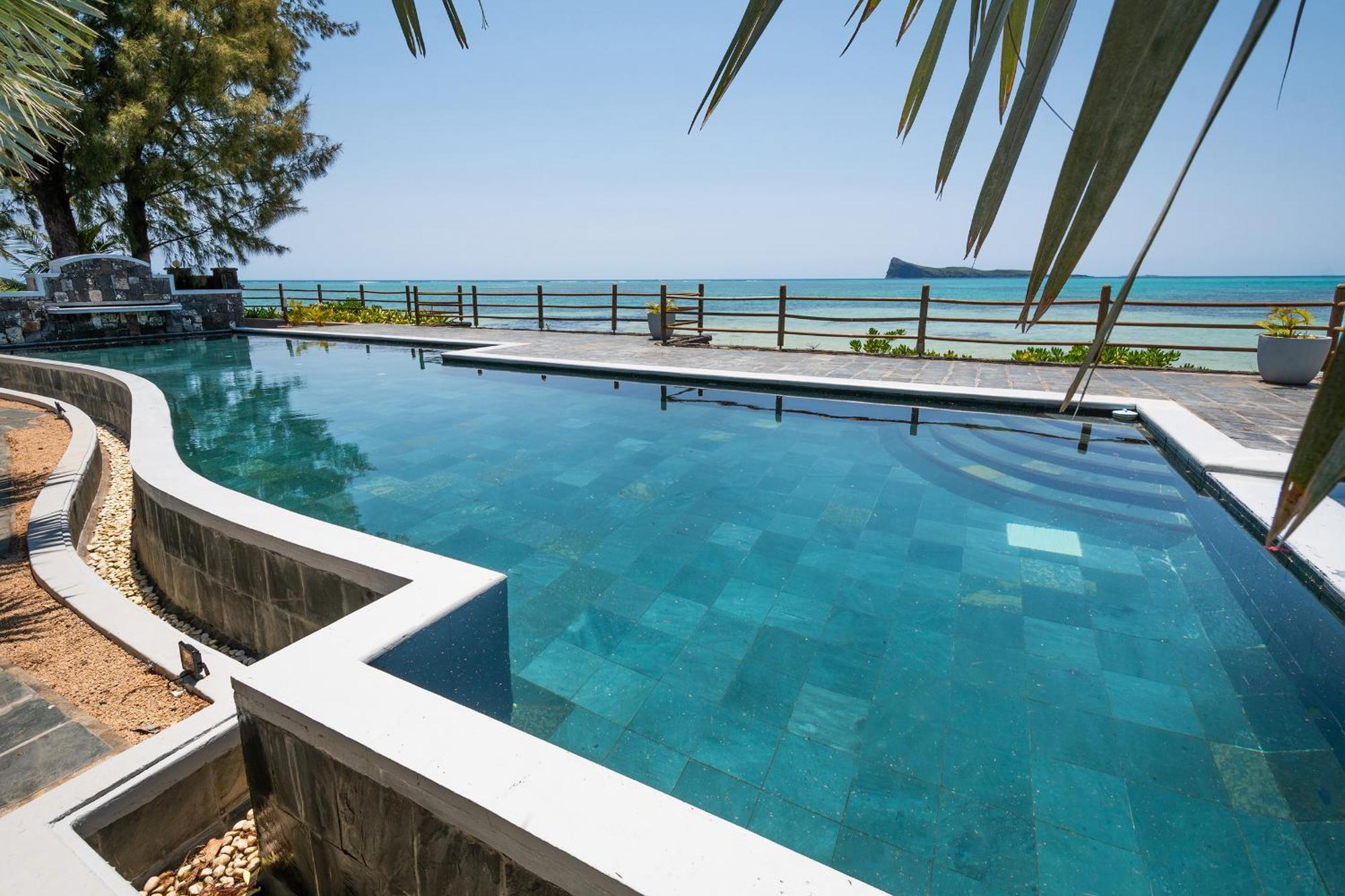 Luxury Beachfront Duplex, Coin De Mire View / 3Bed Cap Malheureux Dış mekan fotoğraf